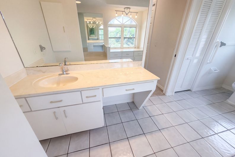 Photo 17 of 48 of 7 Bunker Rd, Rotonda West, FL