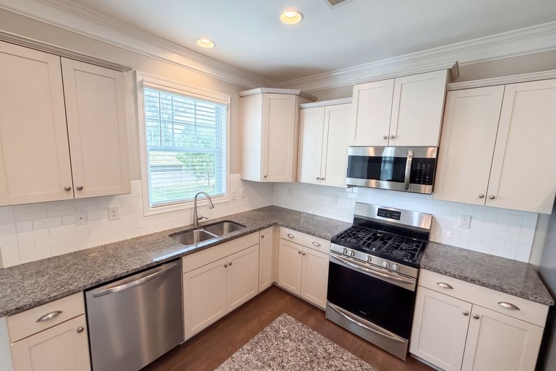 Photo 9 of 32 of 8014 Alford Rd, Indian Land, SC