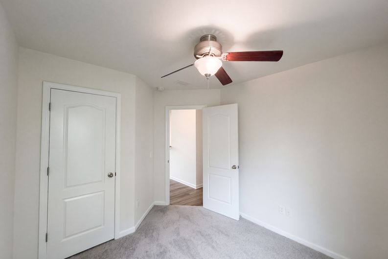 Photo 10 of 14 of 168 Brittondale Rd, Summerville, SC
