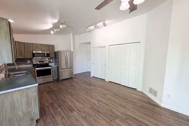 Photo 9 of 29 of 7190 Pine Hills Way, Littleton, CO