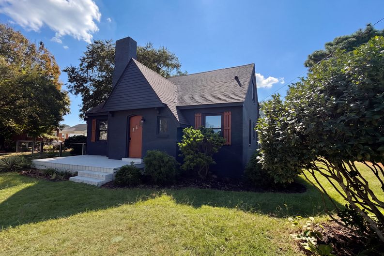 Photo 22 of 29 of 306 Fayetteville St, Newton Grove, NC