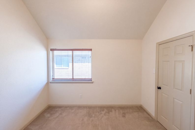 Photo 21 of 29 of 8152 Black Sumac Dr, Fort Worth, TX
