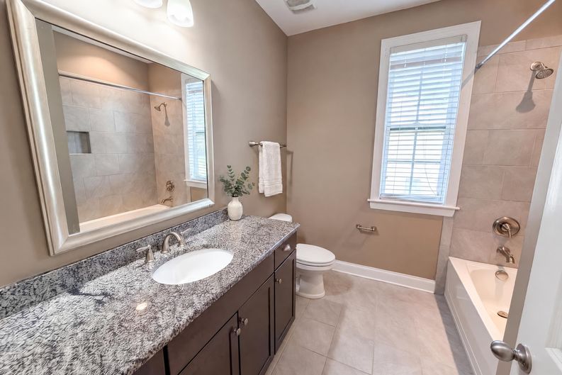 Photo 25 of 37 of 205 N Centurion Ln, Mount Holly, NC