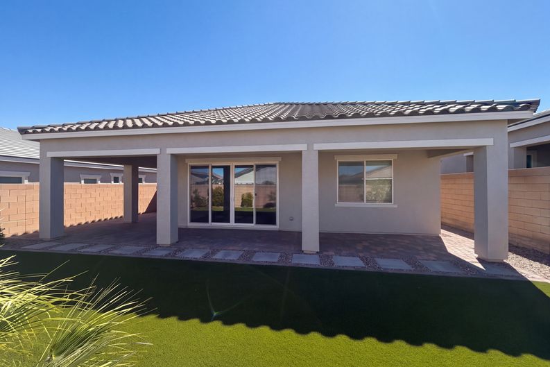 Photo 5 of 34 of 10138 Tamberlaine Ave, Las Vegas, NV