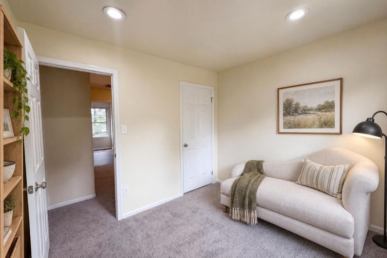 Photo 24 of 48 of 8641 Centerton Ln, Manassas, VA