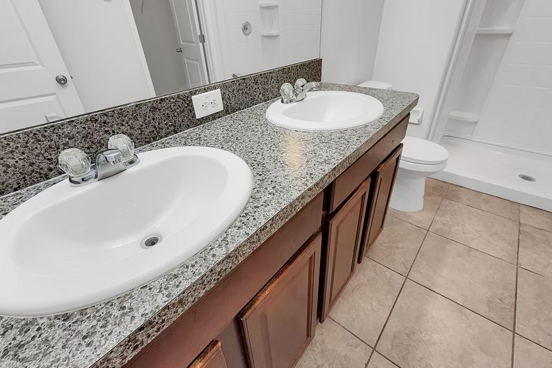 Photo 20 of 23 of 10113 Rosemary Leaf Ln, Riverview, FL