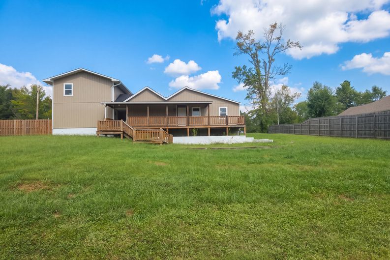 Photo 31 of 32 of 576 Stanley St, Oneida, TN