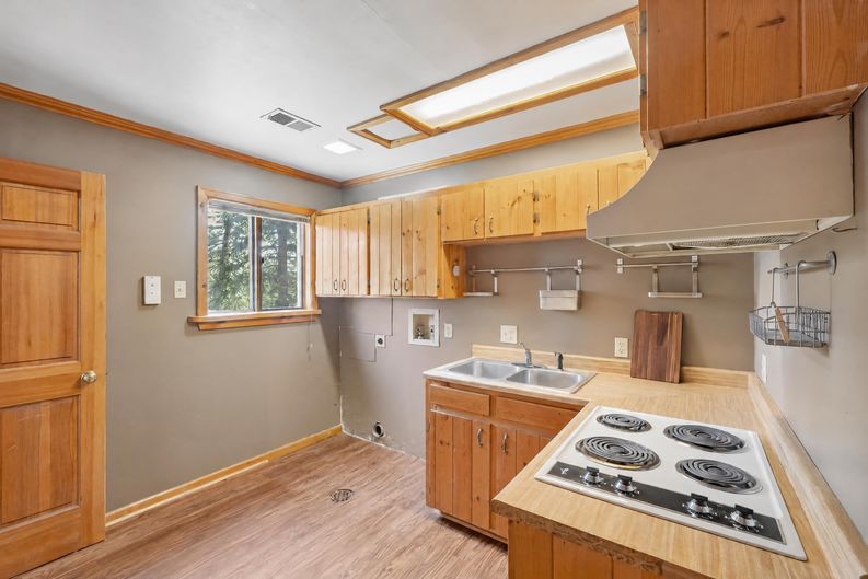Photo 41 of 55 of 30243 Pine Crest Dr, Evergreen, CO