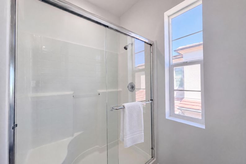 Photo 18 of 31 of 21981 Propello Dr, Santa Clarita, CA