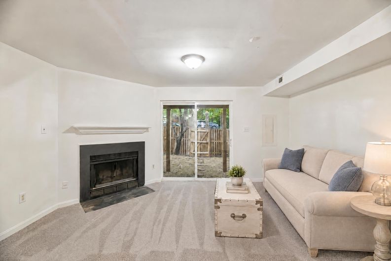 Photo 16 of 37 of 6866 Chasewood Cir, Centreville, VA
