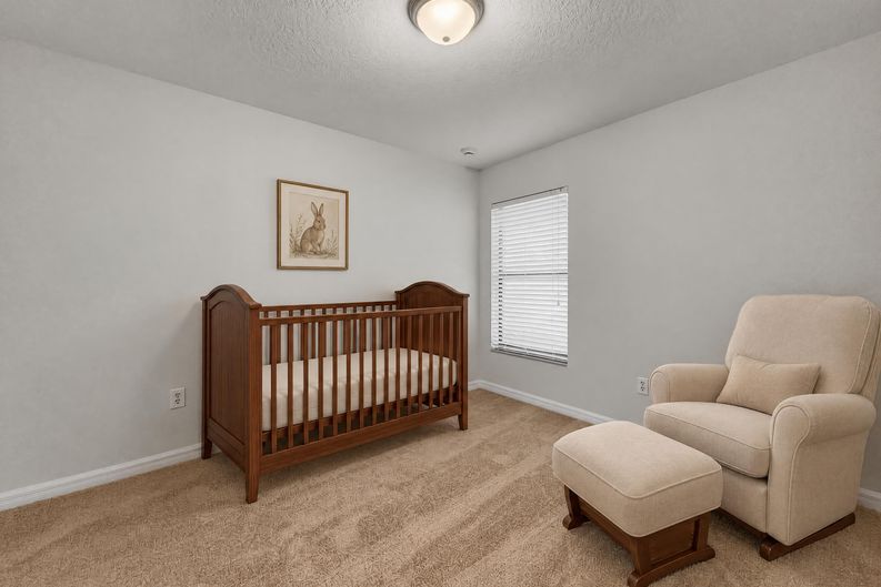 Photo 12 of 23 of 10113 Rosemary Leaf Ln, Riverview, FL