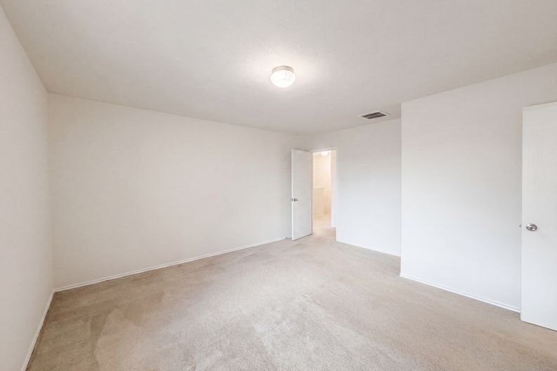Photo 17 of 22 of 20615 Sandy Bay Ln, Katy, TX