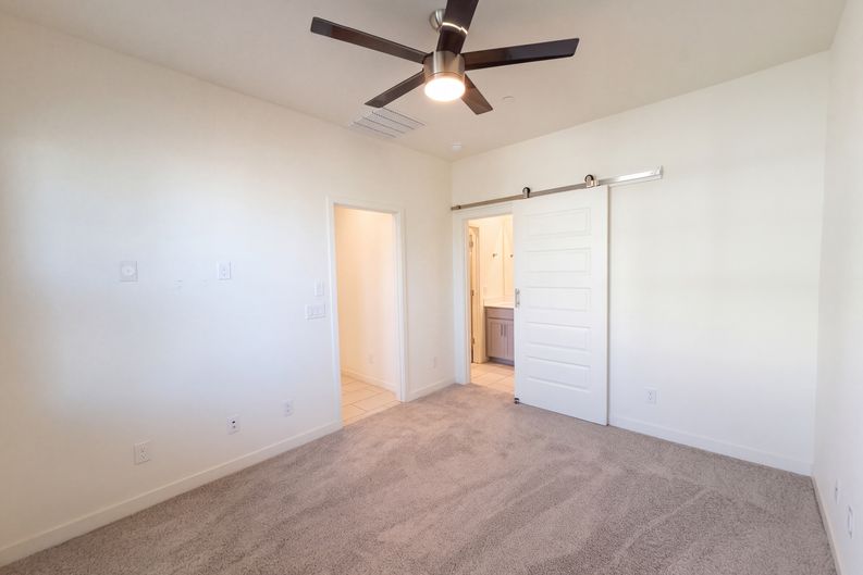 Photo 11 of 34 of 4018 E Pony Ln, Gilbert, AZ