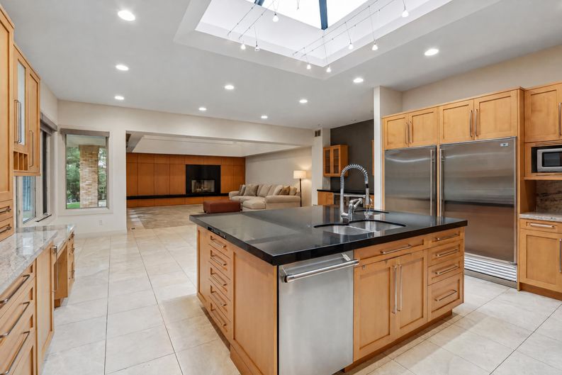 Photo 10 of 49 of 4986 S Fillmore Ct, Englewood, CO