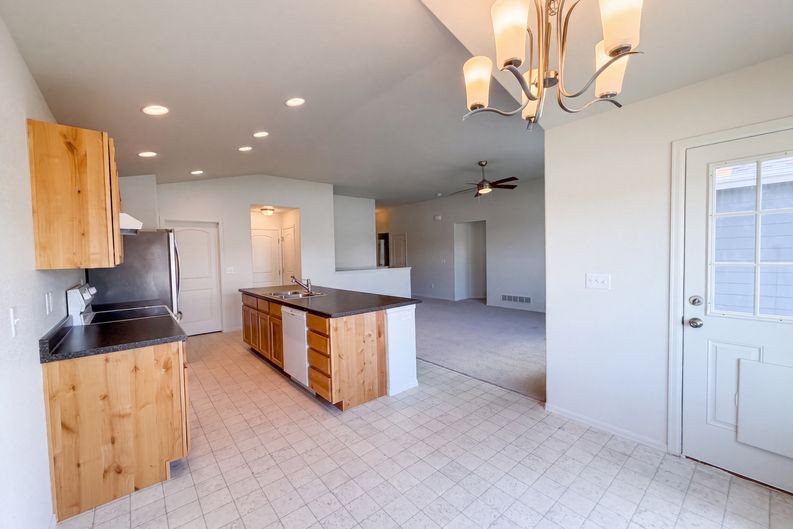 Photo 12 of 40 of 1542 Water Vista Ln, Windsor, CO