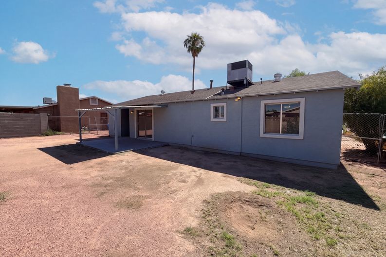 Photo 27 of 32 of 6208 W Alvarado Rd, Phoenix, AZ