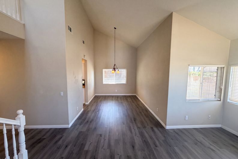 Photo 6 of 24 of 4519 Kalpesh Ct, Hemet, CA