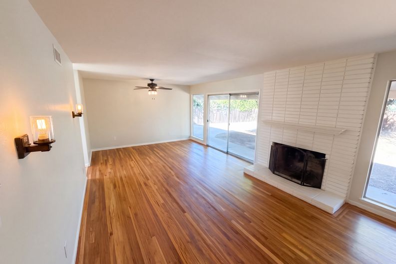Photo 3 of 26 of 6623 Eva Pl, Riverside, CA
