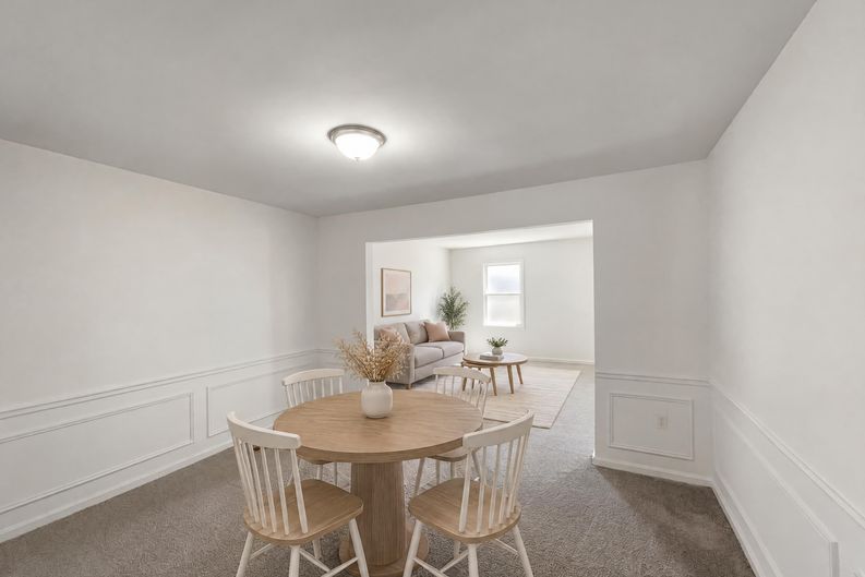 Photo 15 of 23 of 645 N Armistead St, Alexandria, VA