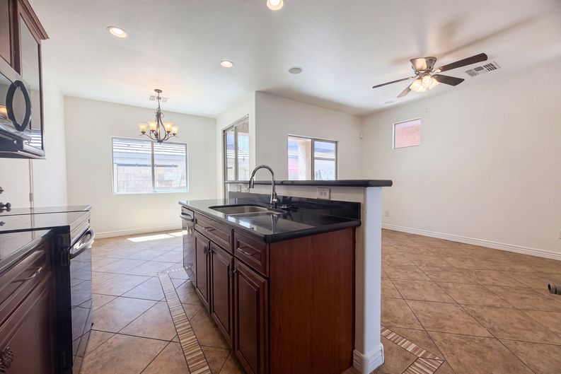 Photo 6 of 20 of 330 S Leandro, Mesa, AZ