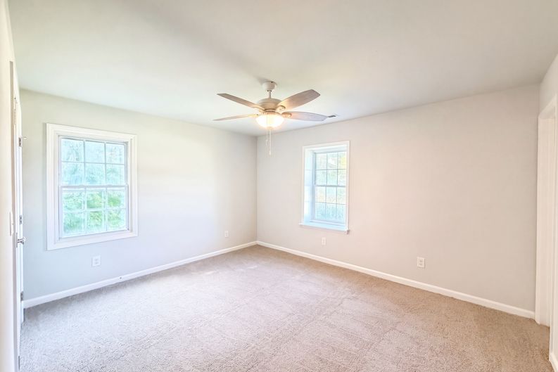 Photo 15 of 20 of 2717 O Hara Dr, Charlotte, NC