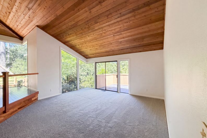 Photo 15 of 47 of 815 Wild Oak Dr, Santa Rosa, CA