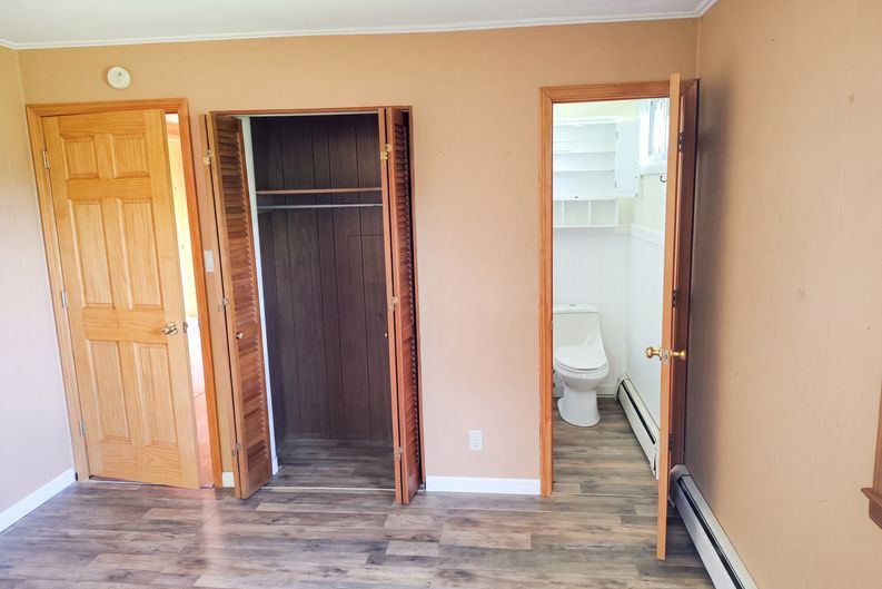 Photo 4 of 24 of 4888 Pinecrest Rd, Millport, NY