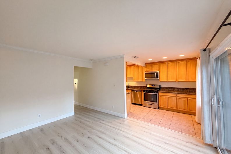 Photo 9 of 40 of 208 Touchstone Pl, West Sacramento, CA