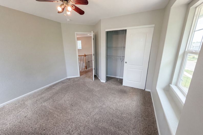 Photo 15 of 34 of 10494 Ouray St, Commerce City, CO