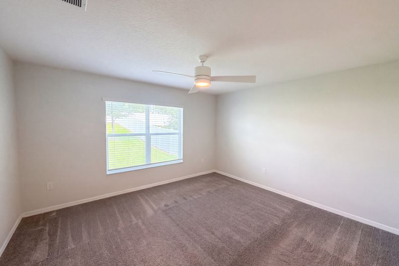 Photo 4 of 16 of 2367 Biscotto Cir, Davenport, FL