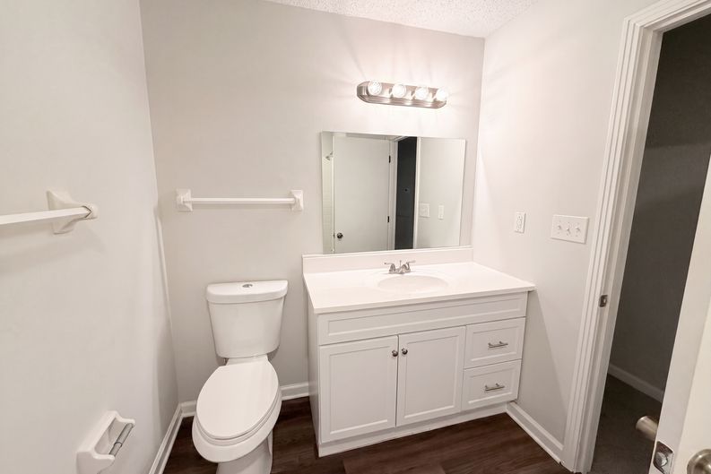 Photo 11 of 20 of 166 Kirby Dr, Clarksville, TN