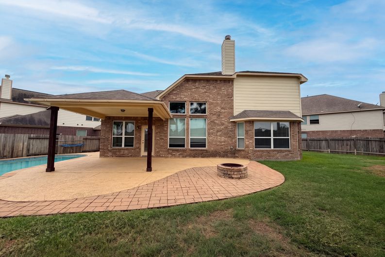 Photo 36 of 40 of 9003 Newcroft Ct, Tomball, TX