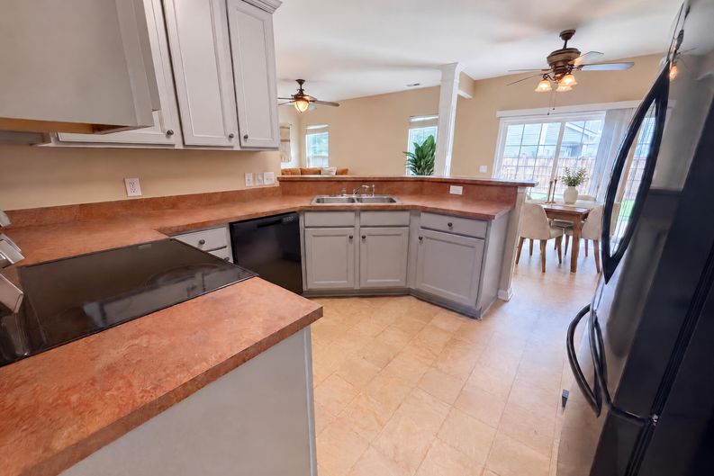 Photo 18 of 41 of 3037 Ellington Dr, Summerville, SC