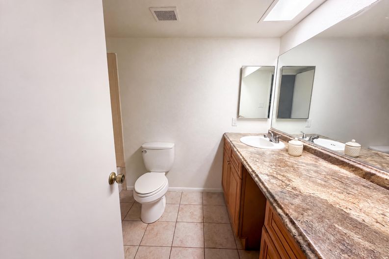 Photo 8 of 24 of 19825 N 5th Dr, Phoenix, AZ