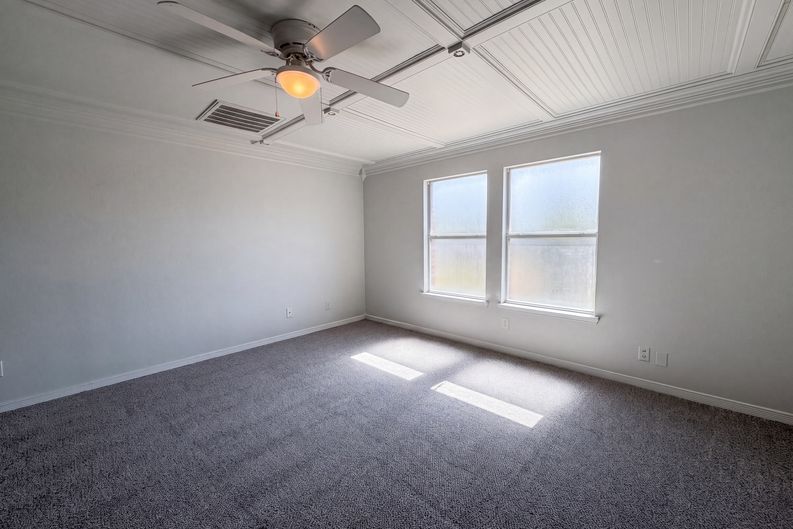Photo 9 of 21 of 3940 Victory Ct, Midlothian, TX