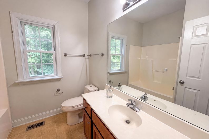 Photo 13 of 16 of 4336 N Greg Allen Way, Oxford, NC