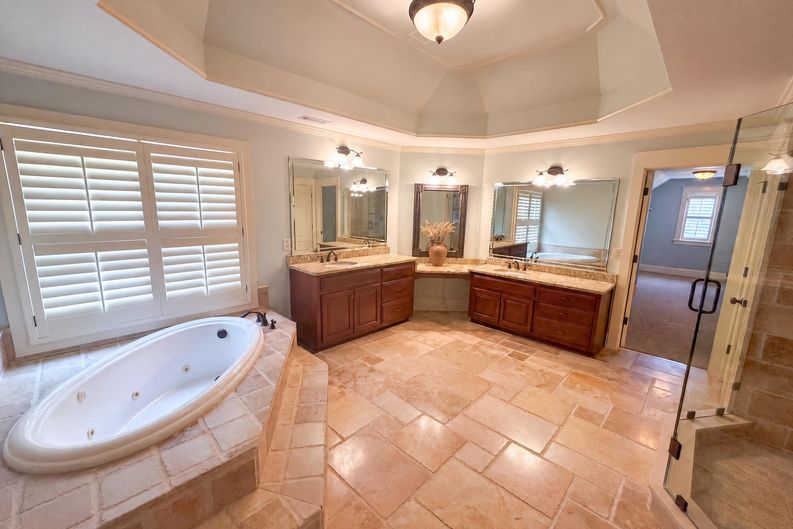 Photo 11 of 31 of 109 Jolie Ln, Sharpsburg, GA