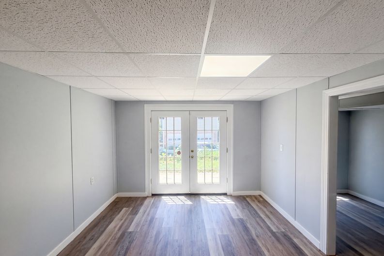 Photo 9 of 33 of 6120 Tennyson Dr, Kernersville, NC