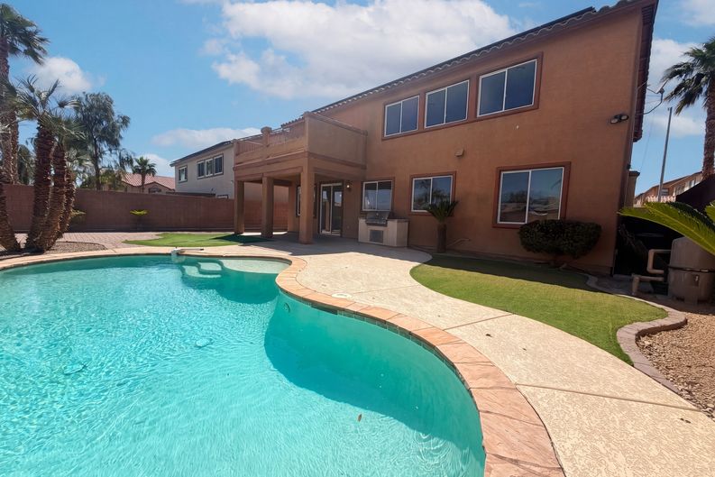 Photo 5 of 24 of 6224 Silver Edge St, North Las Vegas, NV