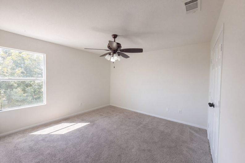 Photo 21 of 31 of 2408 Mikulec Dr, Killeen, TX
