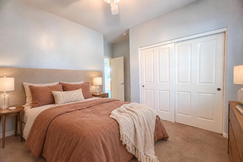 Photo 11 of 18 of 875 W Ayrshire Trl, San Tan Valley, AZ
