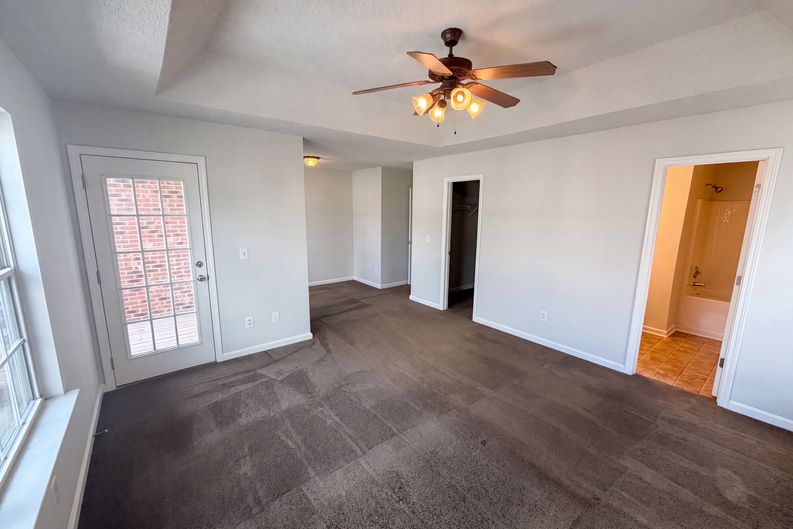 Photo 4 of 20 of 7553 Rutgers Cir, Fairburn, GA