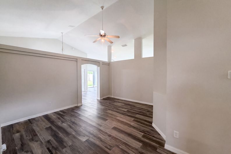 Photo 6 of 31 of 721 Sunburst Cove Ln, Winter Garden, FL