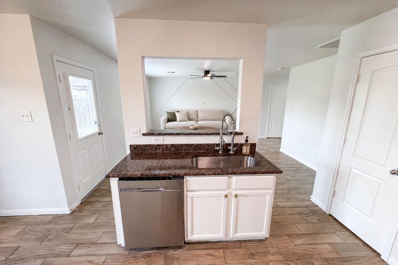Photo 9 of 21 of 20523 Freedom River Dr, Humble, TX