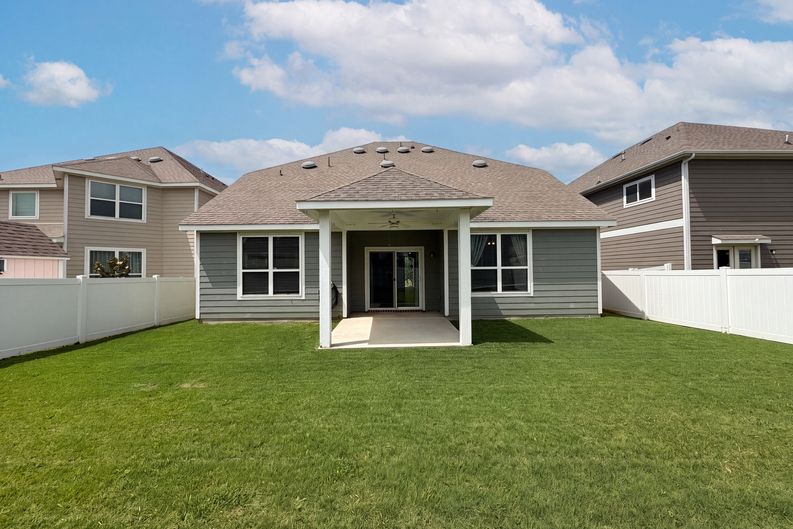 Photo 5 of 26 of 9165 Blackstone Dr, Providence Village, TX
