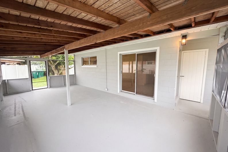 Photo 6 of 28 of 1053 Azalea Ln, Cocoa, FL