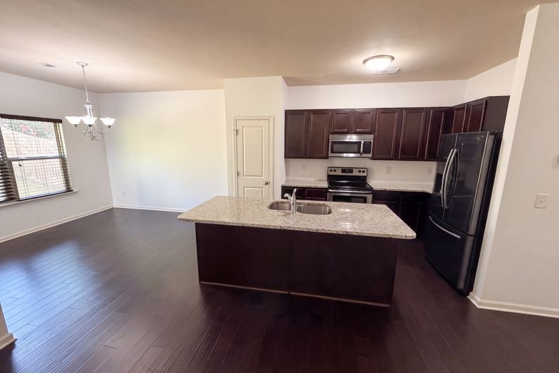 Photo 14 of 21 of 106 Southwind Cir, Newnan, GA