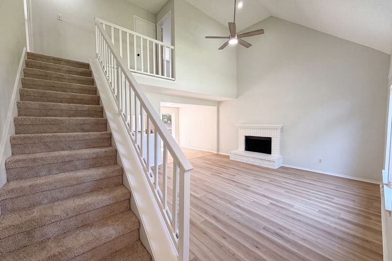 Photo 7 of 27 of 4300 Windwillow Ct, Fort Worth, TX