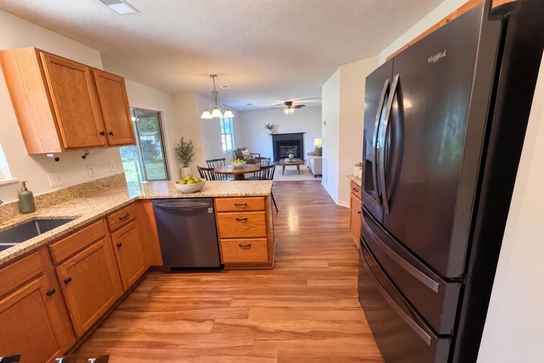 Photo 7 of 61 of 152 Woodcote Dr, Gaston, SC