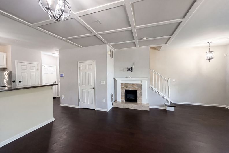 Photo 3 of 54 of 15489 Chopawamsic Ct, Woodbridge, VA